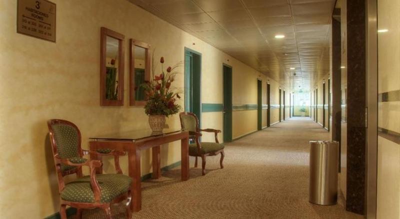 هتل Diego De Almagro Aeropuerto