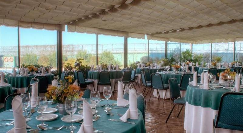 هتل Diego De Almagro Aeropuerto