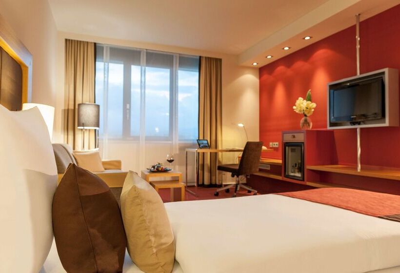 ホテル Dorint Main Taunus Zentrum Frankfurt Sulzbach