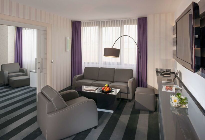 ホテル Dorint Main Taunus Zentrum Frankfurt Sulzbach