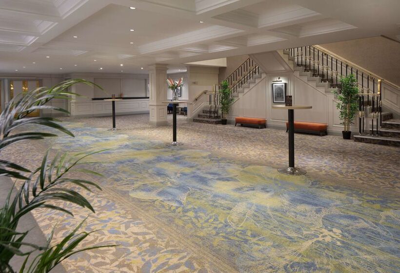 ホテル Doubletree By Hilton Glasgow Central