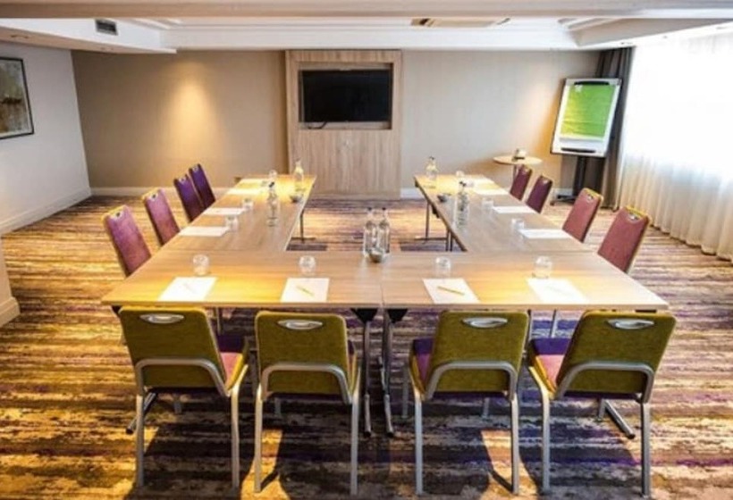 ホテル Doubletree By Hilton Glasgow Central