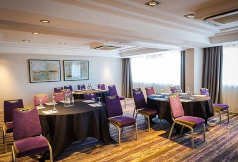 ホテル Doubletree By Hilton Glasgow Central