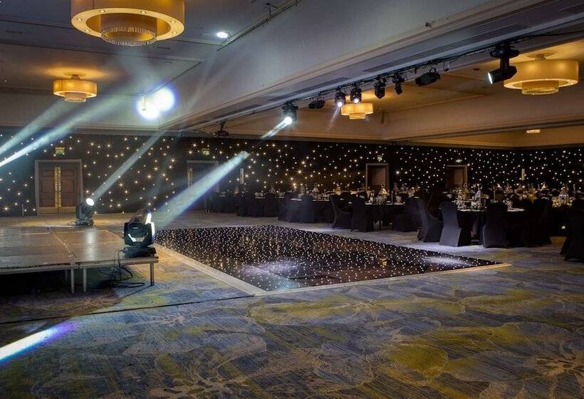 ホテル Doubletree By Hilton Glasgow Central