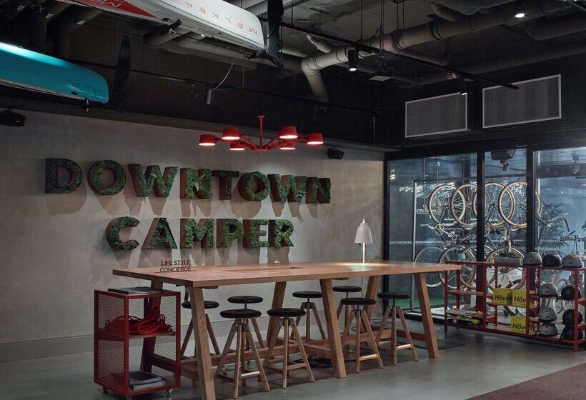 בית מלון כפרי Downtown Camper By Scandic