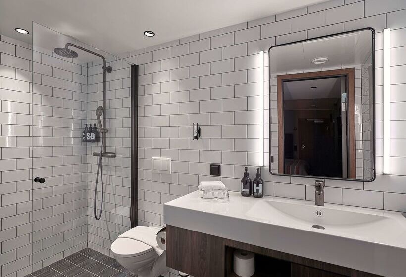 בית מלון כפרי Downtown Camper By Scandic