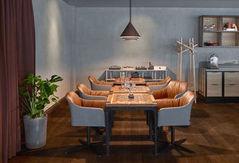 בית מלון כפרי Downtown Camper By Scandic