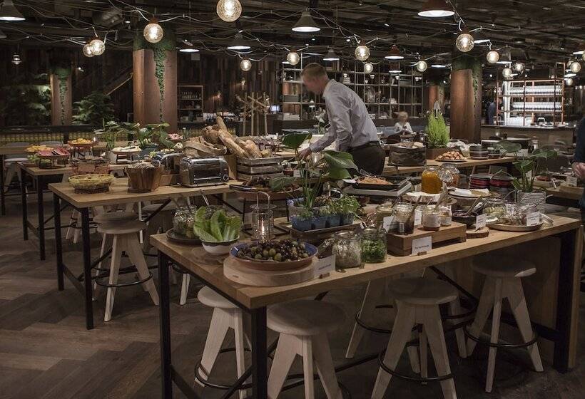 בית מלון כפרי Downtown Camper By Scandic