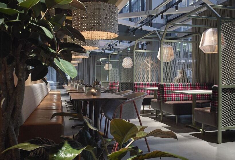 בית מלון כפרי Downtown Camper By Scandic