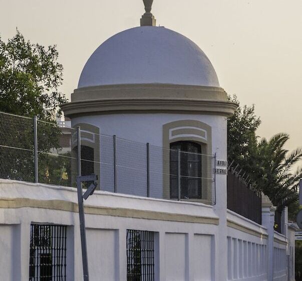 هتل Duques De Medinaceli