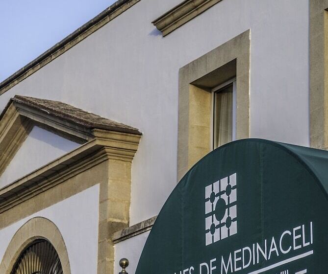 هتل Duques De Medinaceli