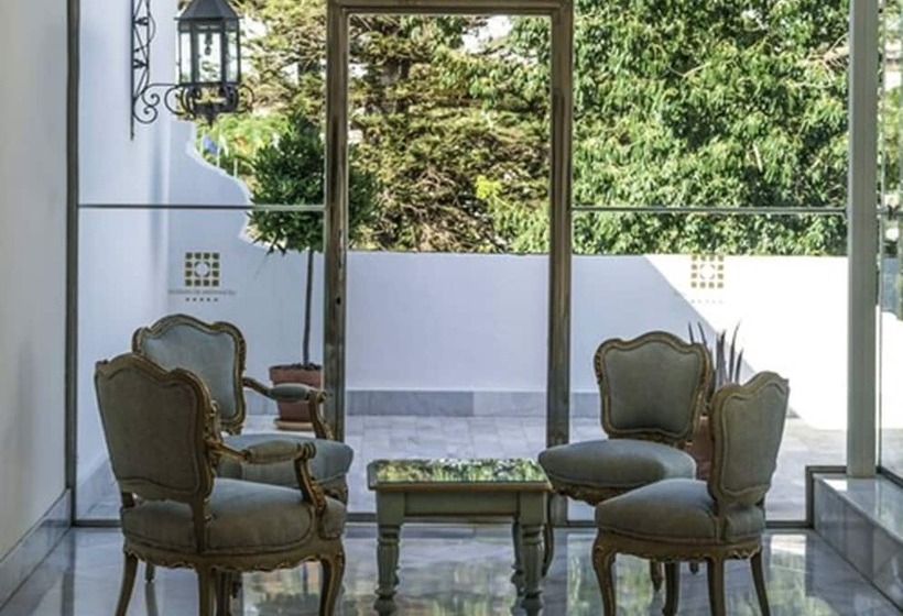 هتل Duques De Medinaceli