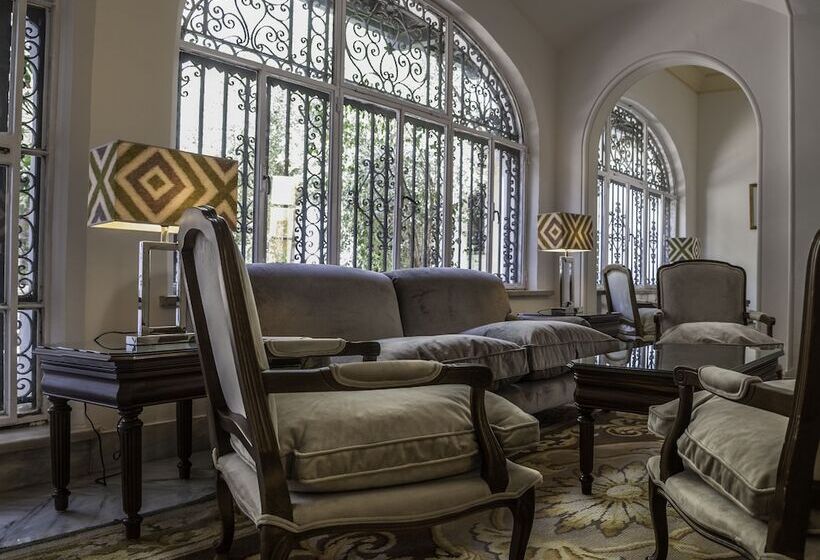 هتل Duques De Medinaceli