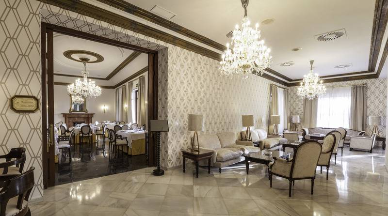 هتل Duques De Medinaceli