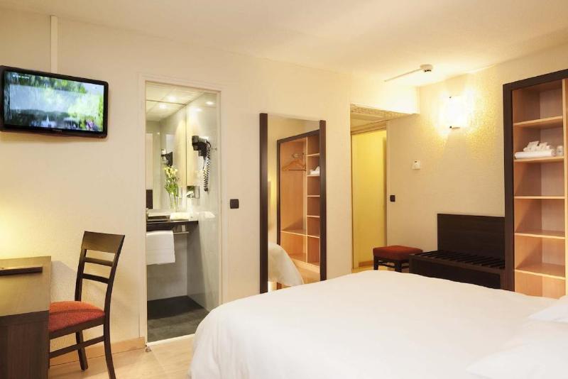 هتل Hôtel Akena Biarritz   Grande Plage