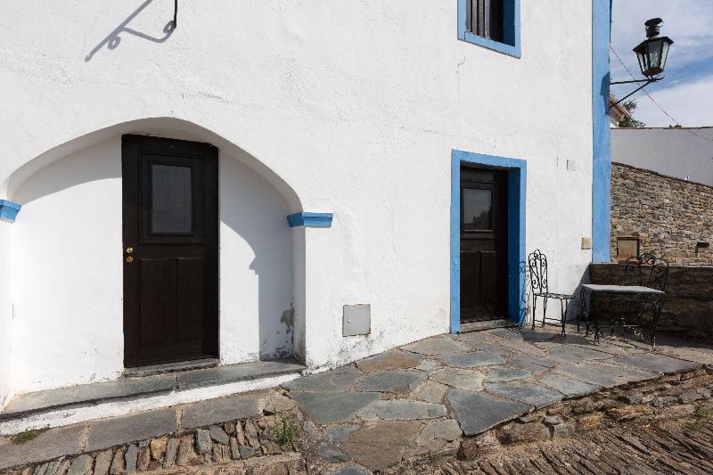 هتل Estalagem De Monsaraz