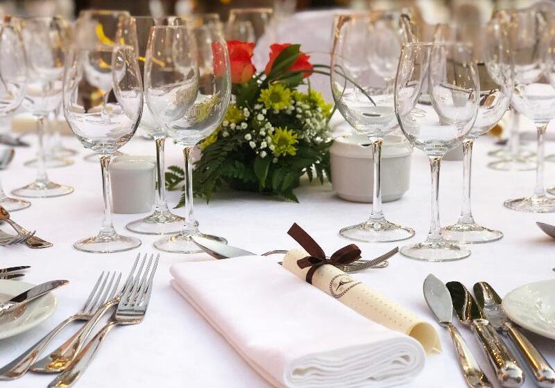 Отель Europe Villa Cortes Gl