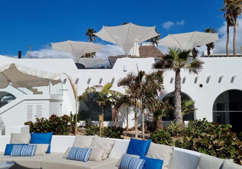 Отель Europe Villa Cortes Gl