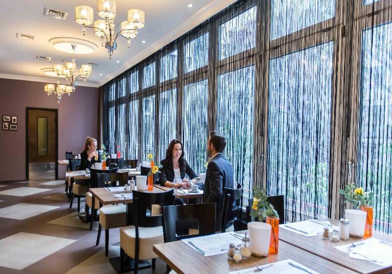 Carlton Hotel Buda Castle