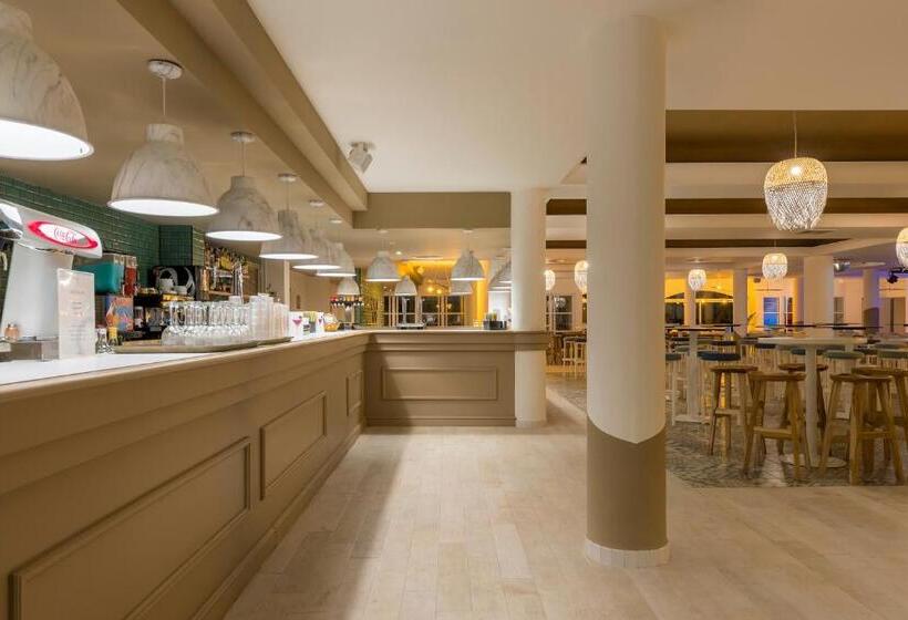 هتل Fergus Club Europa