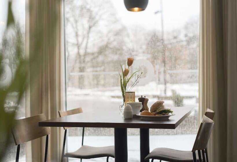 Best Western Hotel River C