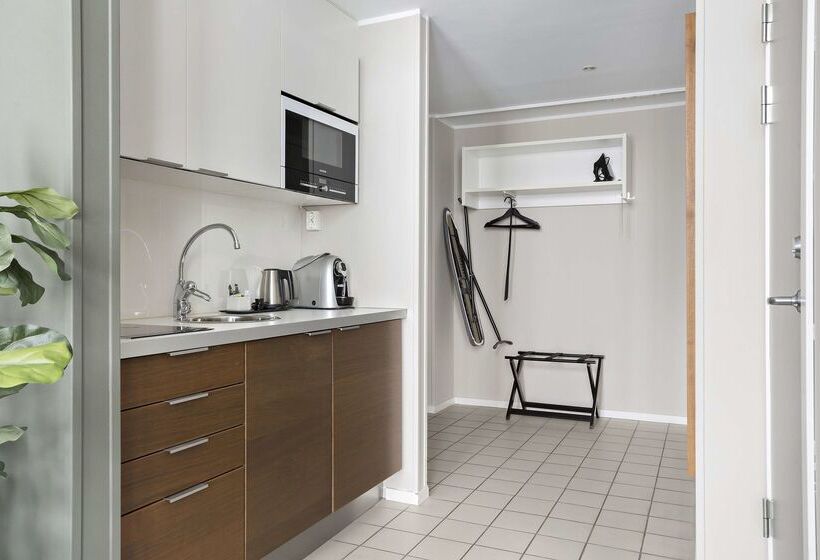 Best Western Hotel River C