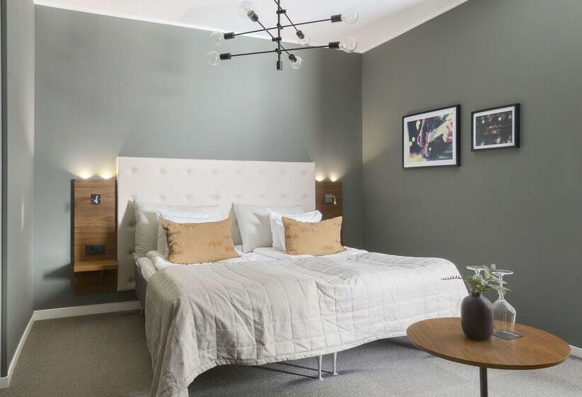 Best Western Hotel River C