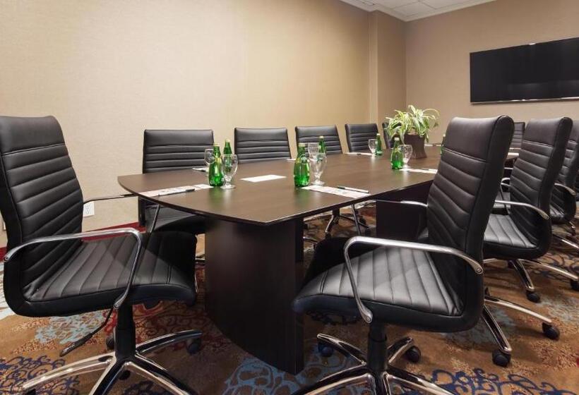 The Florida Hotel & Conference Center In The Florida Mall