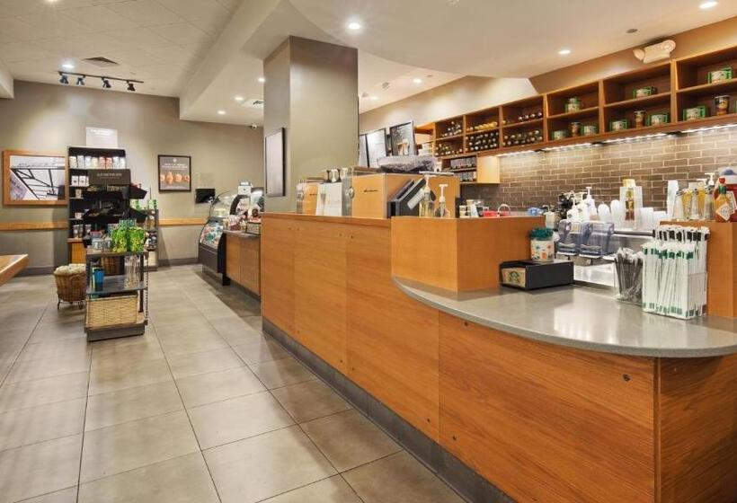 The Florida Hotel & Conference Center In The Florida Mall