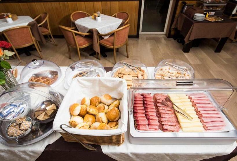 בית מלון כפרי Fortuna