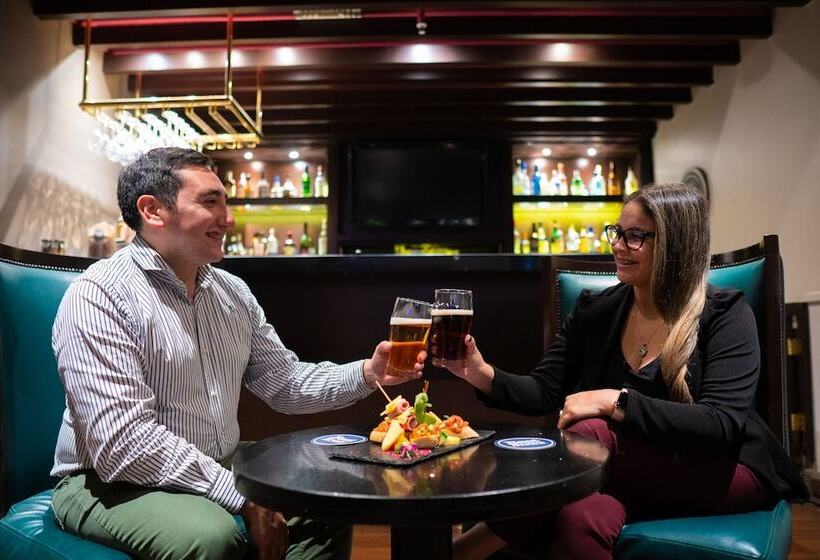 فندق Four Points by Sheraton Santiago