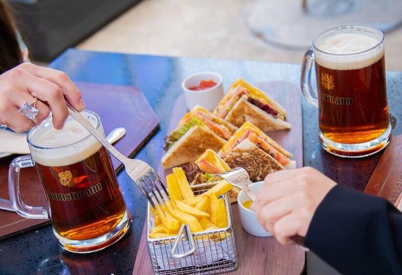 فندق Four Points by Sheraton Santiago