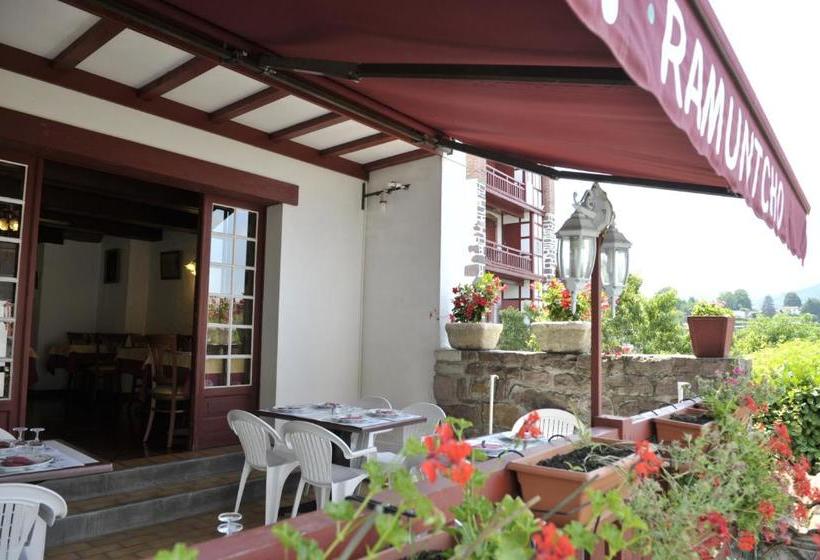 هتل Hôtel Ramuntcho