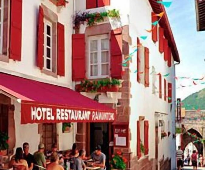 Отель Hôtel Ramuntcho