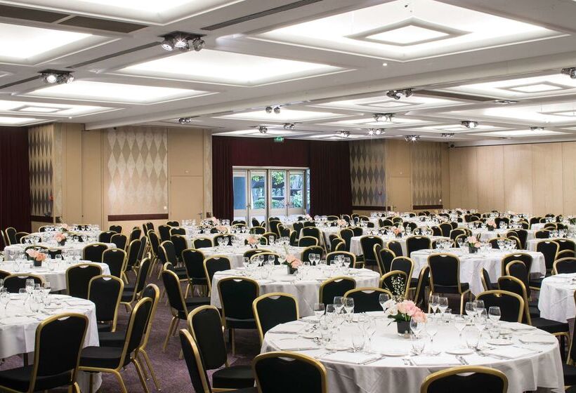 Отель Hyatt Regency Paris Etoile