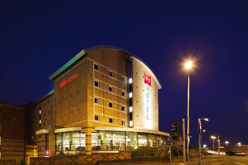 בית מלון כפרי Ibis Leicester