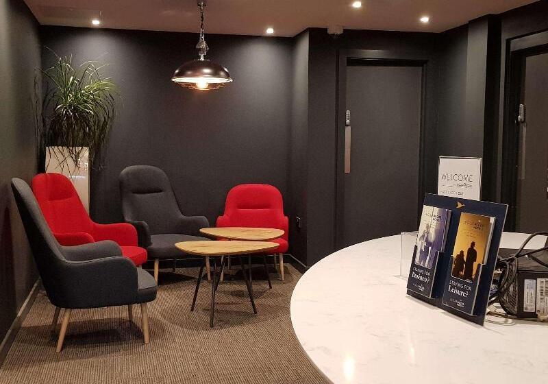 בית מלון כפרי Ibis Leicester