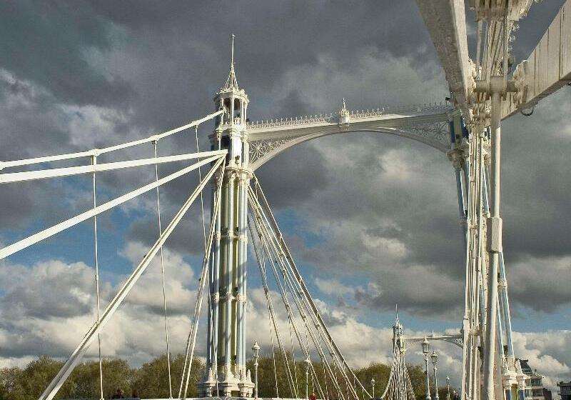 בית מלון כפרי Ibis London Earls Court