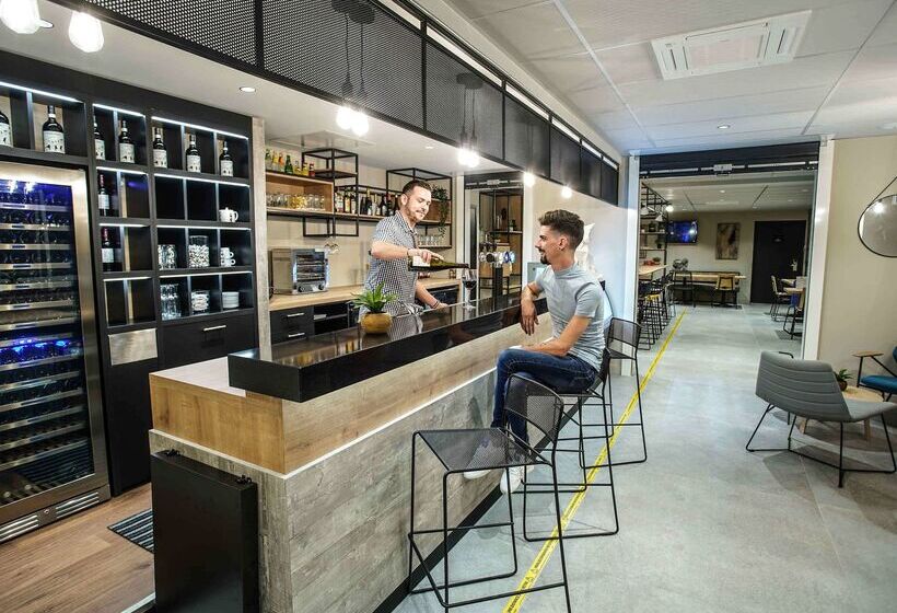 فندق Ibis Tours Centre Giraudeau