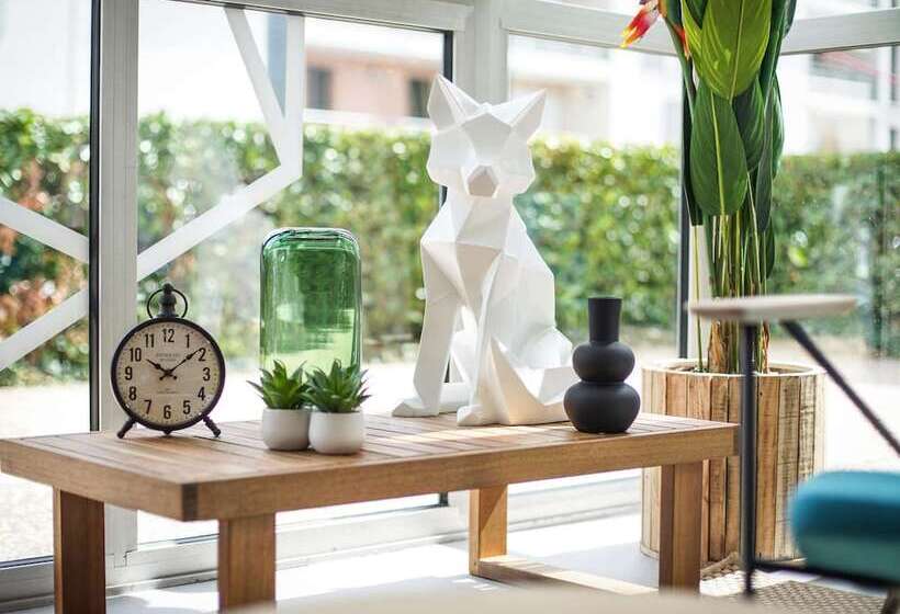 فندق Ibis Tours Centre Giraudeau