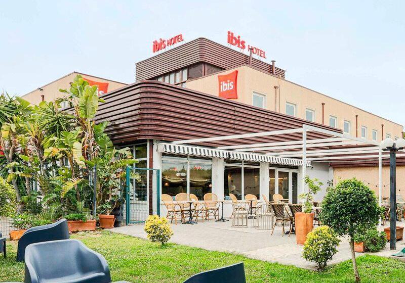 Отель Ibis Valencia Alfafar