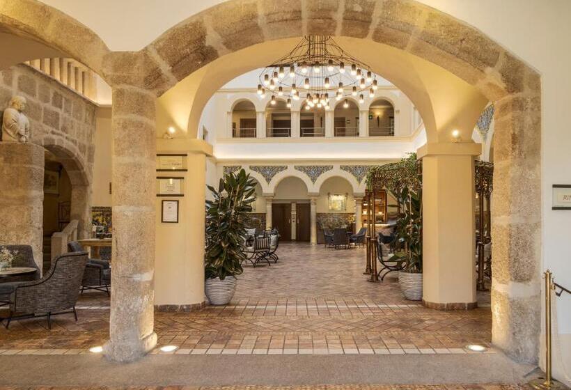 هتل Ilunion Merida Palace