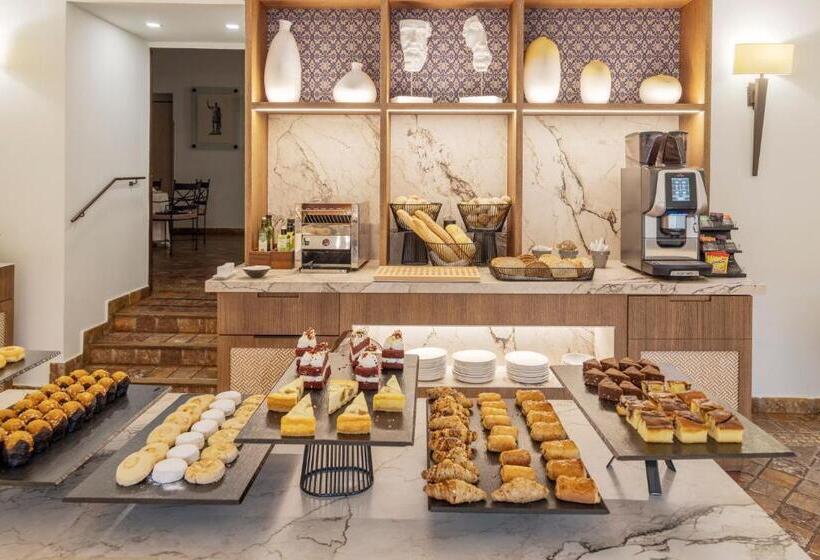 هتل Ilunion Merida Palace