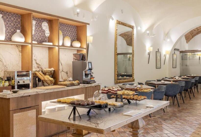 هتل Ilunion Merida Palace