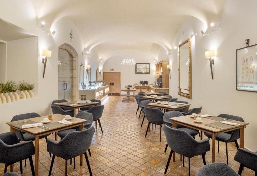 هتل Ilunion Merida Palace