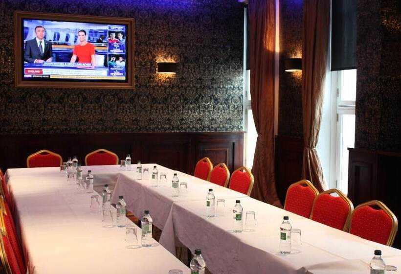 בית מלון כפרי Jackson Court