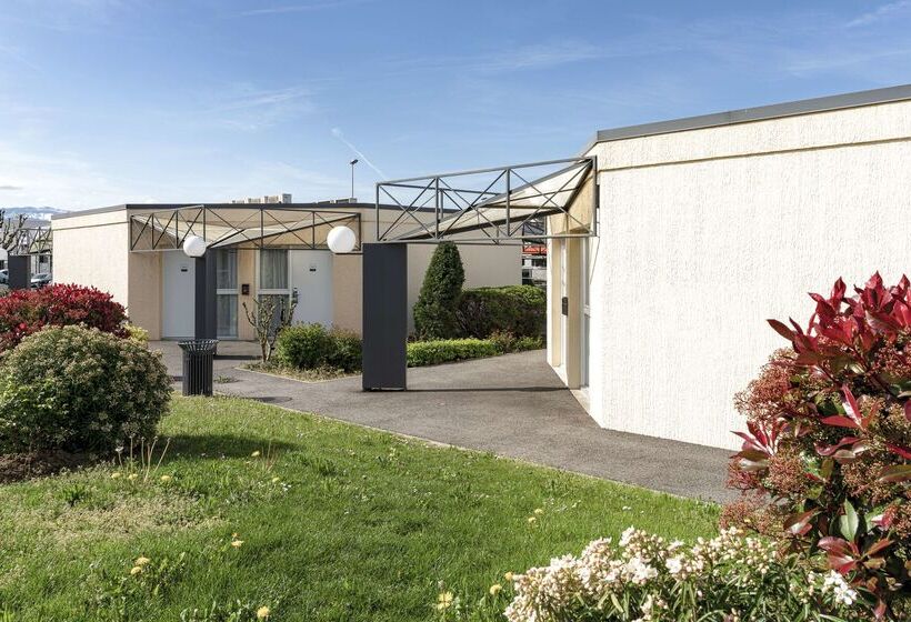 בית מלון כפרי Kyriad Annemasse   Geneve