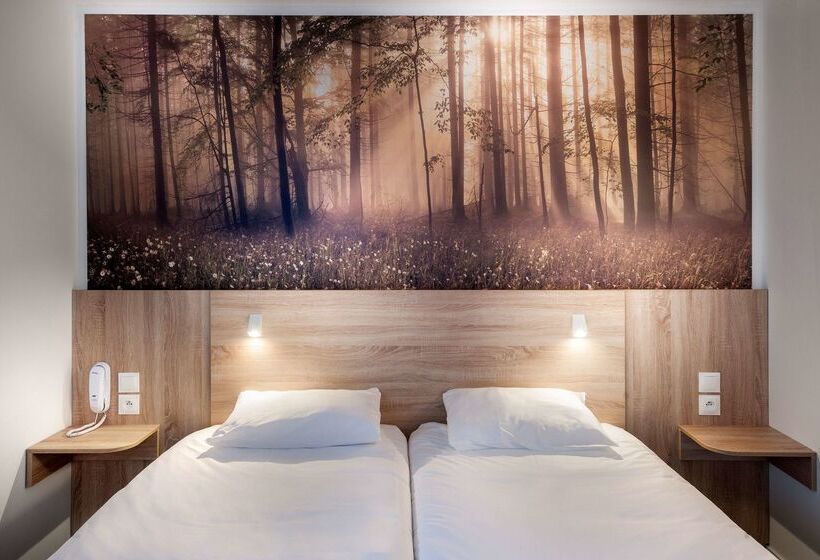 בית מלון כפרי Kyriad Annemasse   Geneve