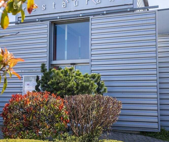 فندق Kyriad Annemasse   Geneve