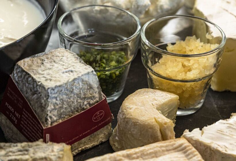 ホテル Kyriad Chateauroux